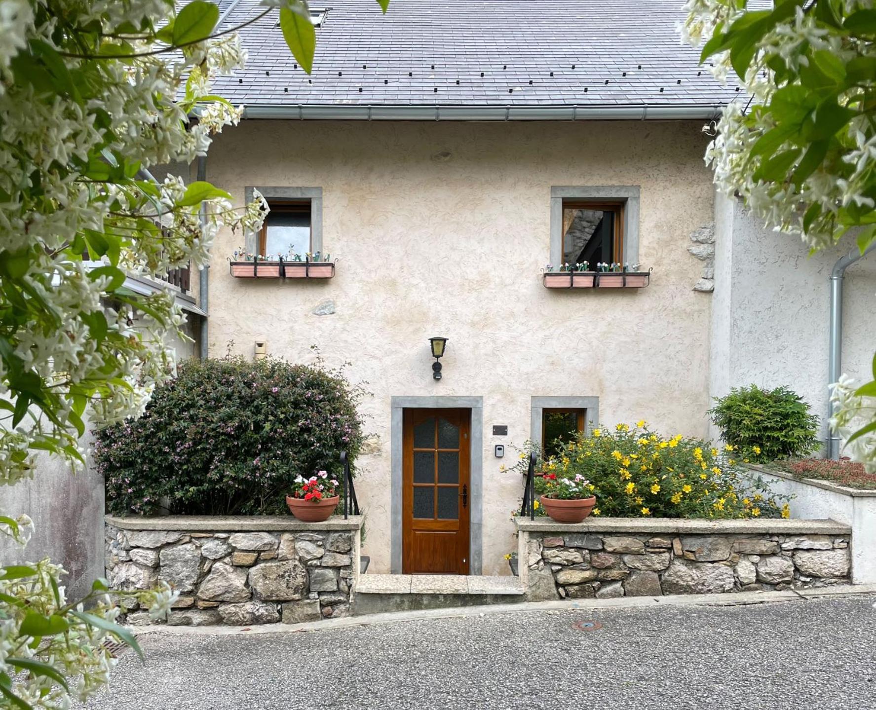 Gite, Close To Hautecombe Abbey, Lac Du Bourget Grumeau エクステリア 写真